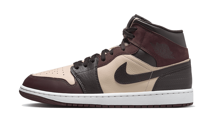 Air Jordan 1 Mid SE Paris YMCA