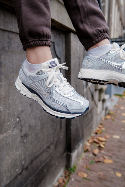 Nike Zoom Vomero 5 Photon Dust
